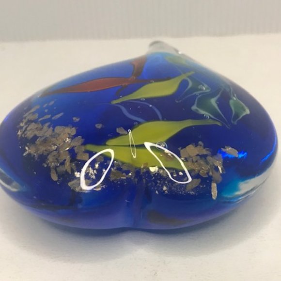 VTG Murano Glass Art, Heart Shaped Cobalt Blue Hand Blown Glass Paperweight - Picture 6 of 13